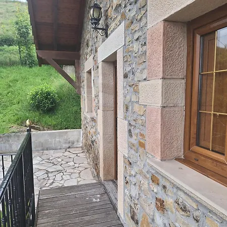 Casa de Campo La Casa Del Acebal Solorzano